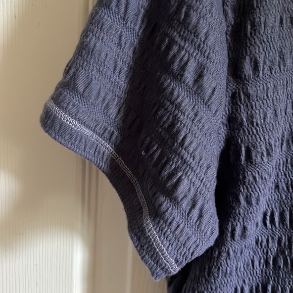 Blue crop top! - Picture 4 of 4